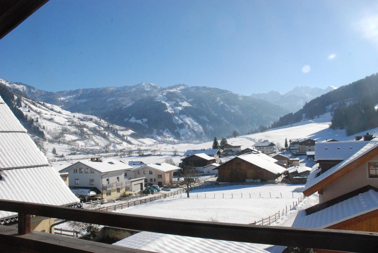 Strampflgut Apartment Dorfgastein Ruang foto