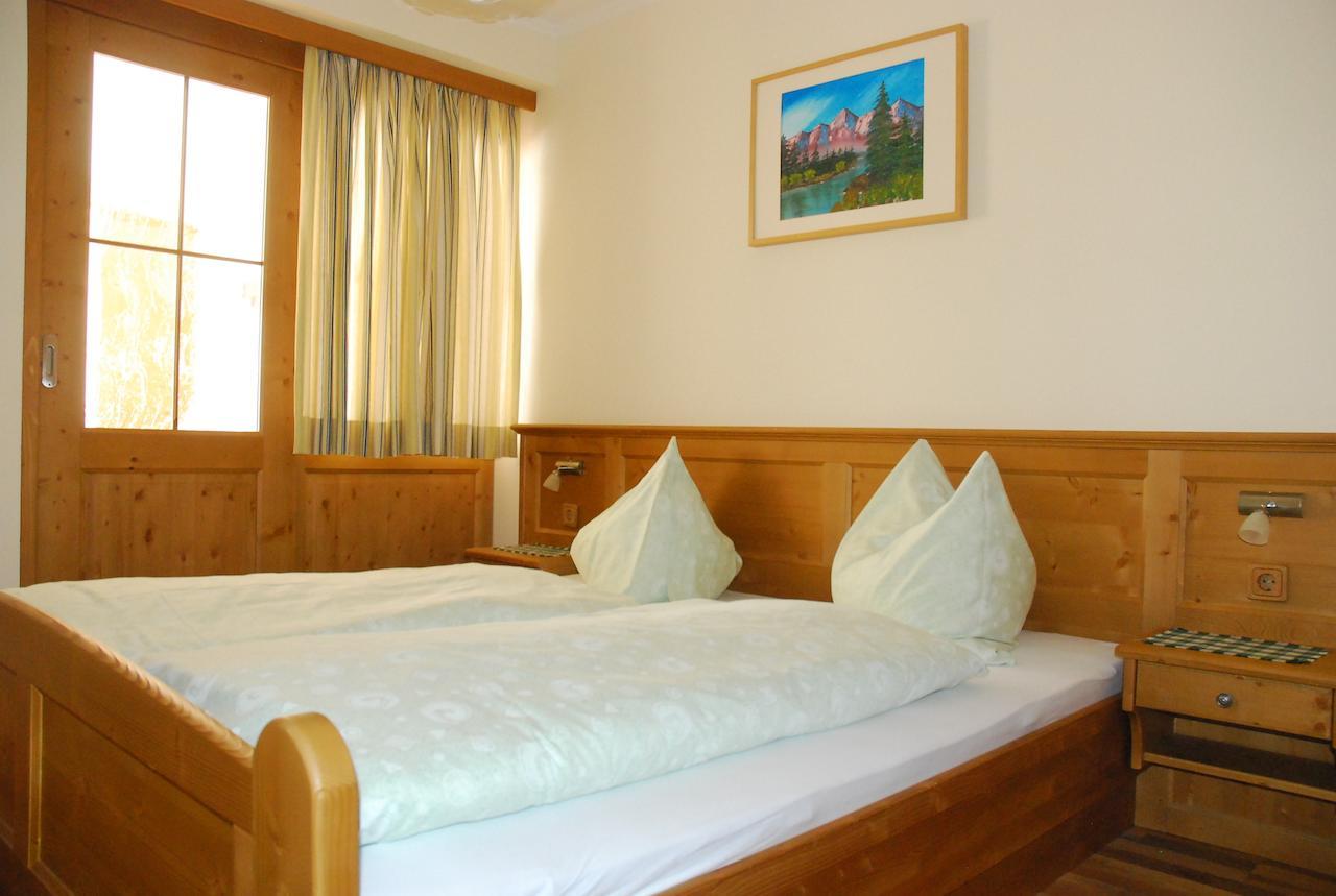 Strampflgut Apartment Dorfgastein Ruang foto