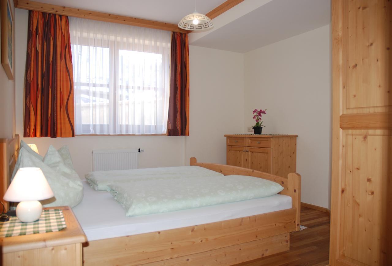 Strampflgut Apartment Dorfgastein Ruang foto